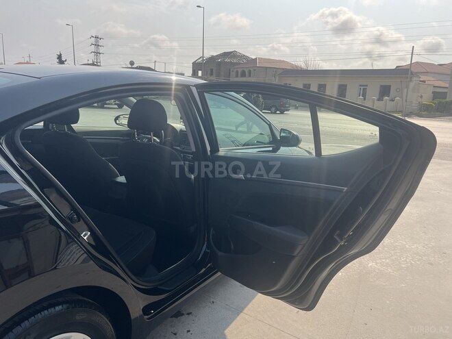 Hyundai Elantra 2017, 95,000 km - 2.0 l - Bakı