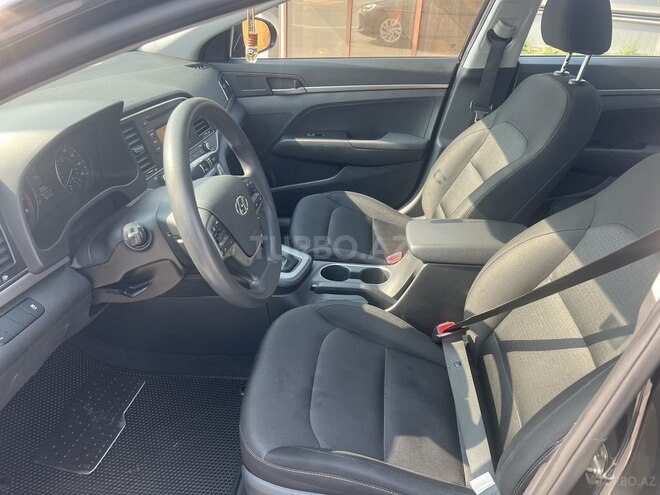 Hyundai Elantra 2017, 95,000 km - 2.0 l - Bakı
