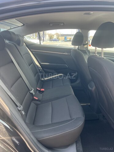 Hyundai Elantra 2017, 95,000 km - 2.0 l - Bakı