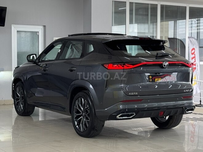Changan Uni-Z-7