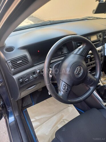 Toyota Corolla 2006, 255,000 km - 1.4 l - Bakı