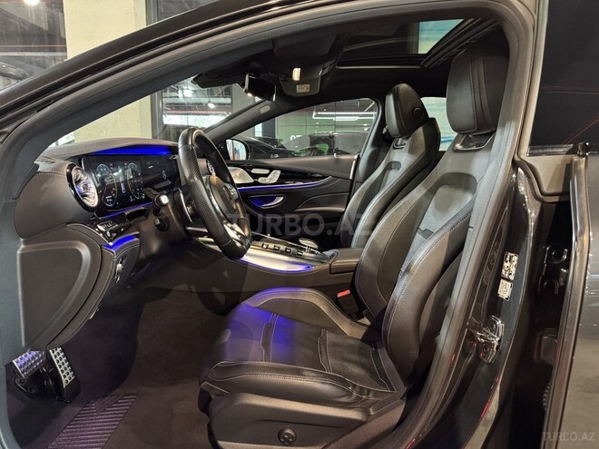 Mercedes AMG GT 53 4MATIC+-7