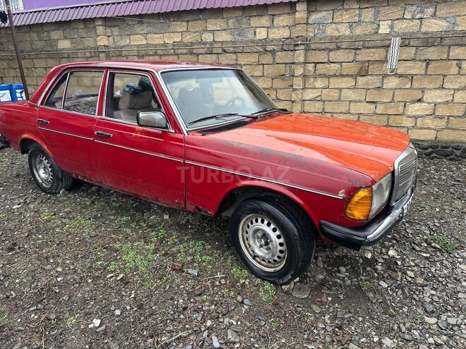Mercedes E 250 1985, 666,666 km - 2.5 л - Qəbələ