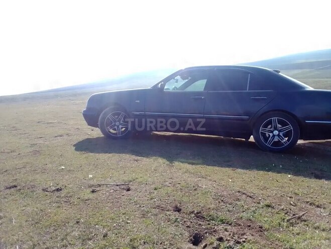 Mercedes E 230 1997, 555,605 km - 2.3 l - Şirvan