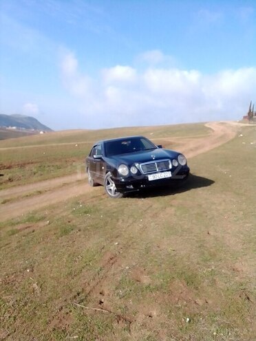 Mercedes E 230 1997, 555,605 km - 2.3 l - Şirvan