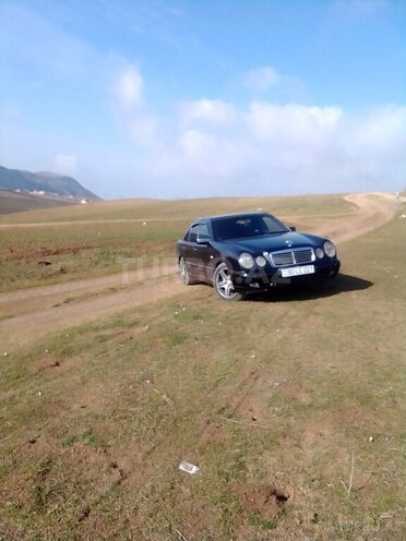 Mercedes E 230 1997, 555,605 km - 2.3 l - Şirvan
