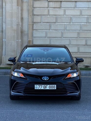 Toyota Camry-1