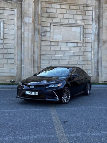 Toyota Camry-6