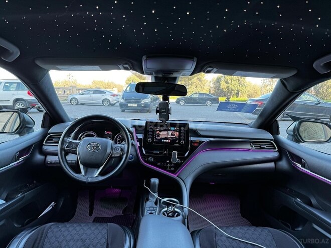 Toyota Camry-12