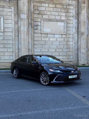 Toyota Camry-10