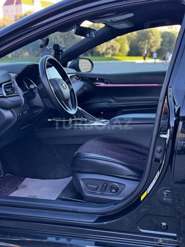 Toyota Camry-14