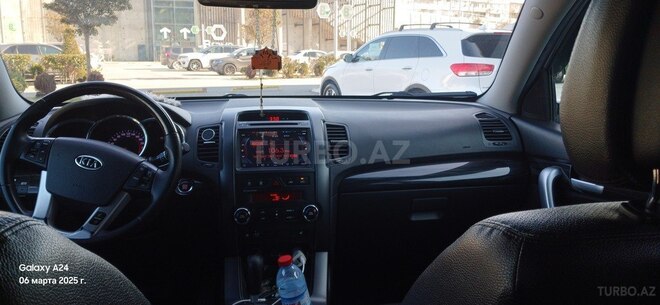 Kia Sorento 2010, 236,400 km - 2.0 л - Bakı