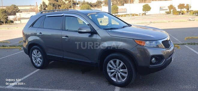 Kia Sorento 2010, 236,400 km - 2.0 л - Bakı