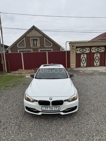 BMW 328 2012, 207,000 km - 2.0 л - Biləsuvar