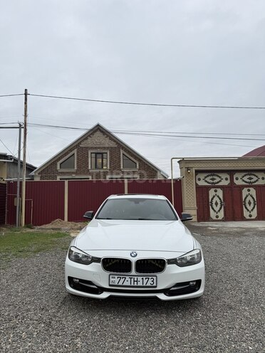 BMW 328 2012, 207,000 km - 2.0 л - Biləsuvar