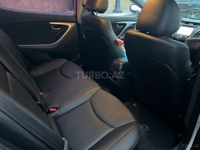 Hyundai Avante 2015, 110,000 km - 1.6 л - Bakı