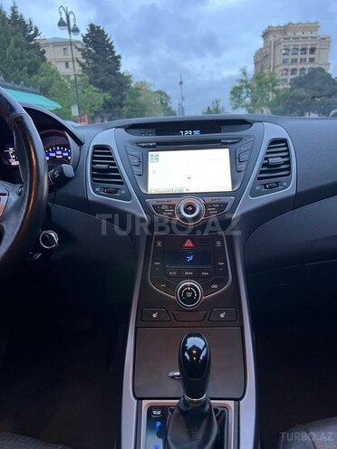 Hyundai Avante 2015, 110,000 km - 1.6 л - Bakı