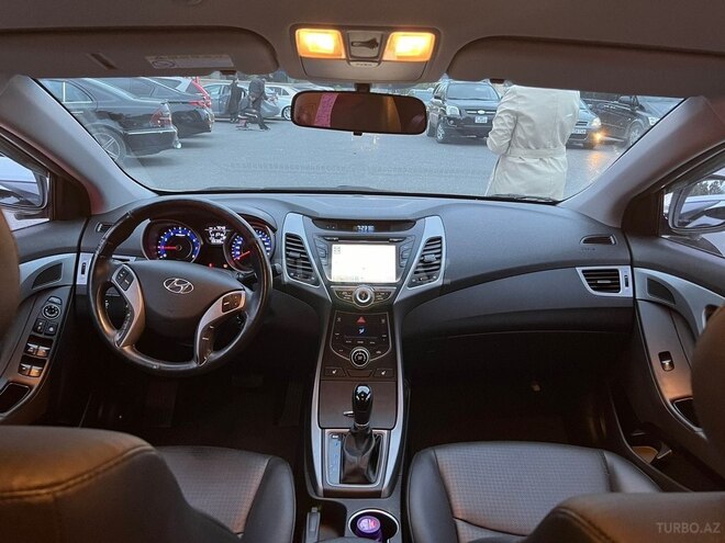 Hyundai Avante 2015, 110,000 km - 1.6 л - Bakı