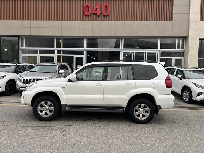 Toyota Land Cruiser Prado-3