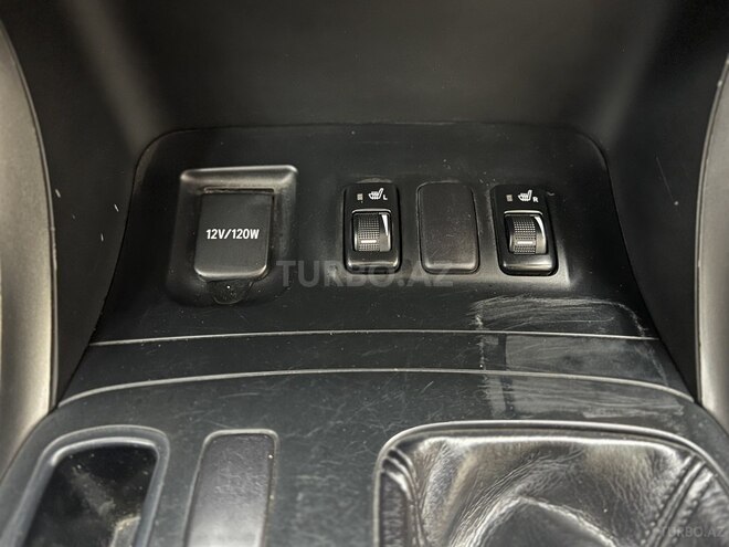 Toyota Land Cruiser Prado-13