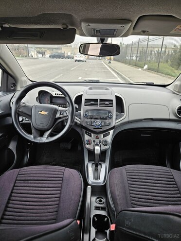 Chevrolet Aveo-9