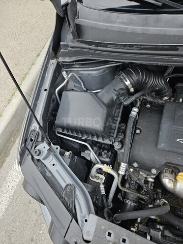 Chevrolet Aveo-5