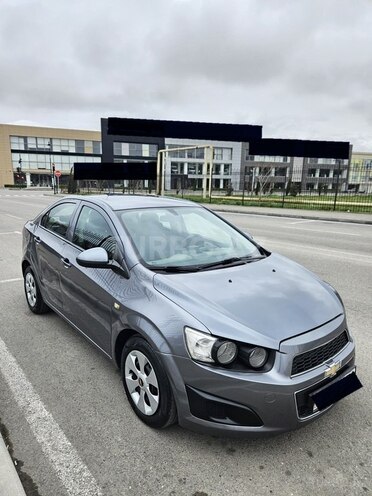 Chevrolet Aveo-10