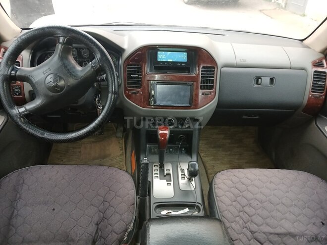 Mitsubishi Pajero 2004, 300,000 km - 2.8 l - Bakı