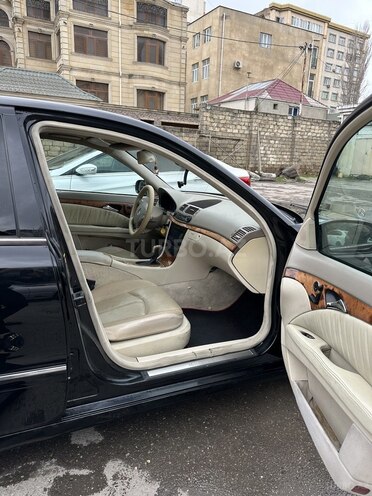 Mercedes E 320 2002, 290,000 km - 3.2 l - Bakı
