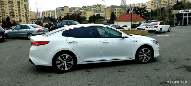 Kia K5-7