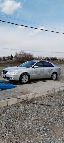 Hyundai Sonata-8