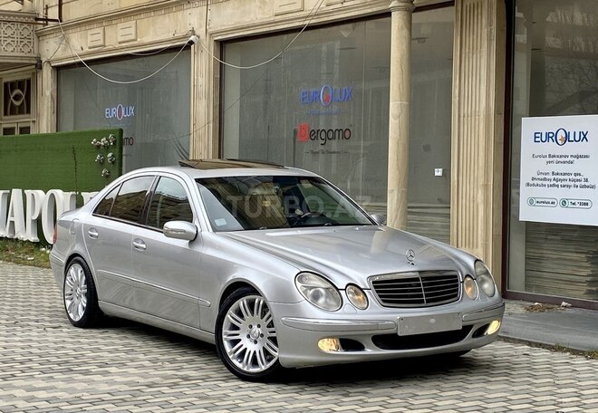 Mercedes E 270 2002, 243,000 km - 2.7 l - Bakı