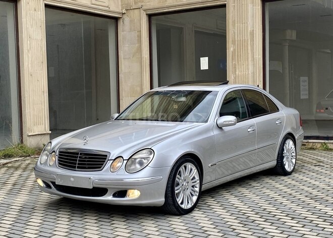 Mercedes E 270 2002, 243,000 km - 2.7 l - Bakı