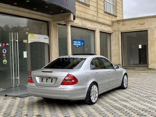 Mercedes E 270 2002, 243,000 km - 2.7 l - Bakı
