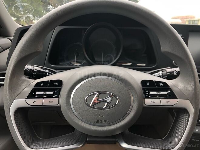 Hyundai Elantra 2022, 60,500 km - 1.6 л - Bakı
