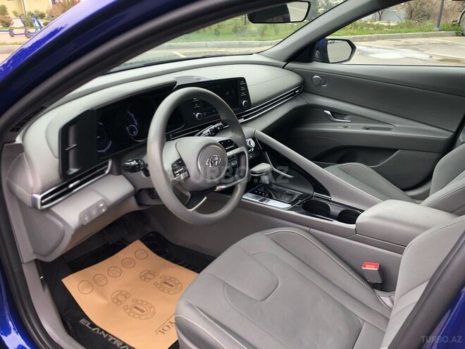 Hyundai Elantra 2022, 60,500 km - 1.6 л - Bakı