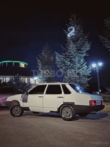 LADA (VAZ) 21099 1993, 300,000 km - 1.5 л - Qusar