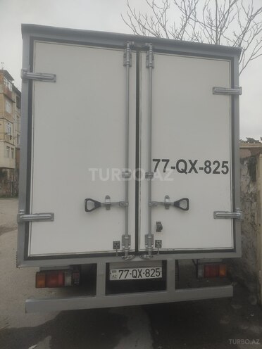 Isuzu NPR 66 L 2009, 261,000 km - 4.3 l - Bakı