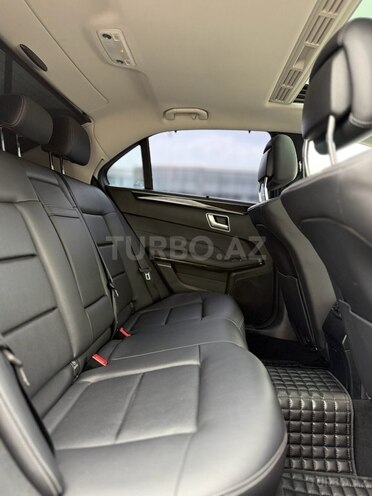 Mercedes E 400-9