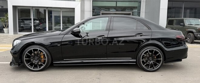 Mercedes E 400-13