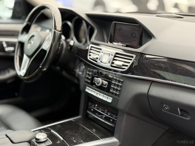 Mercedes E 400-8