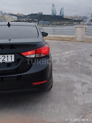 Hyundai Elantra 2015, 32,829 km - 1.8 л - Bakı