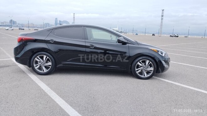 Hyundai Elantra 2015, 32,829 km - 1.8 л - Bakı