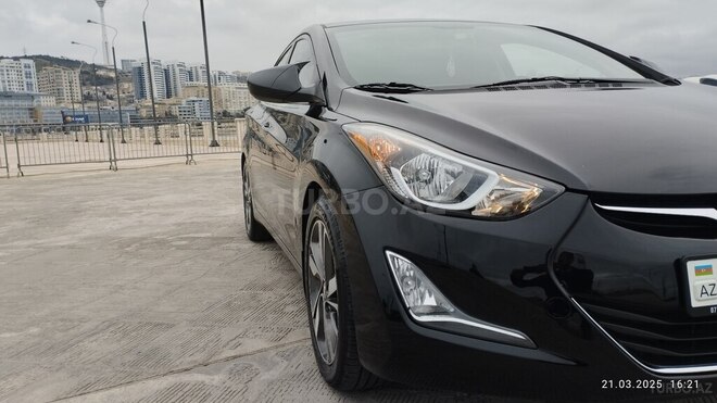 Hyundai Elantra 2015, 32,829 km - 1.8 л - Bakı