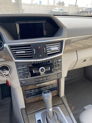 Mercedes E 250 2009, 195,000 km - 1.8 l - Bakı