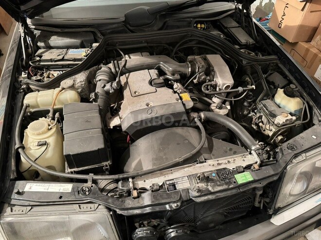 Mercedes E 220 1994, 140,000 km - 2.2 l - Bakı