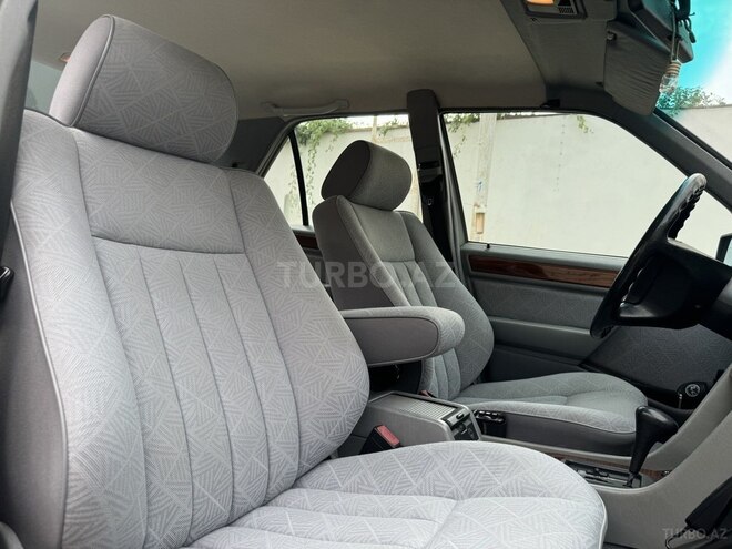 Mercedes E 220 1994, 140,000 km - 2.2 l - Bakı