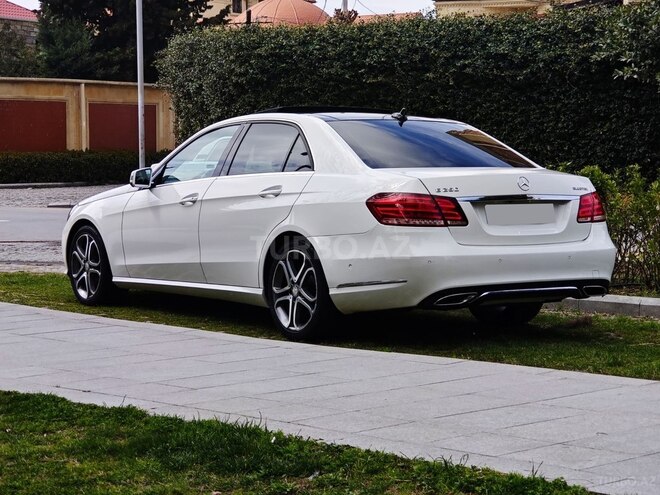 Mercedes E 250 4MATIC 2014, 300,000 km - 2.2 л - Bakı
