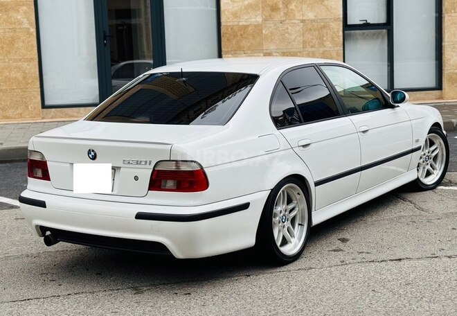 BMW 530 2000, 299,000 km - 3.0 l - Bakı