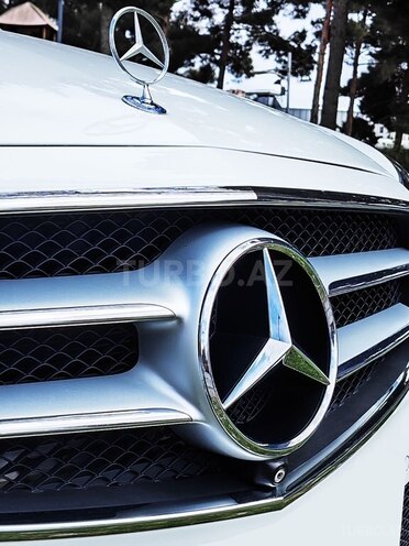 Mercedes E 250 4MATIC 2014, 300,000 km - 2.2 л - Bakı